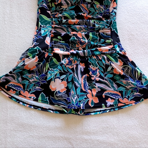 VENUS St. Tropez Swim Dress - Tropical Walks, Size 6 - Picture 13 of 16